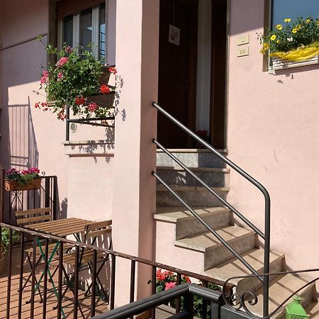 Casa Mirella Appartement Lovere Buitenkant foto