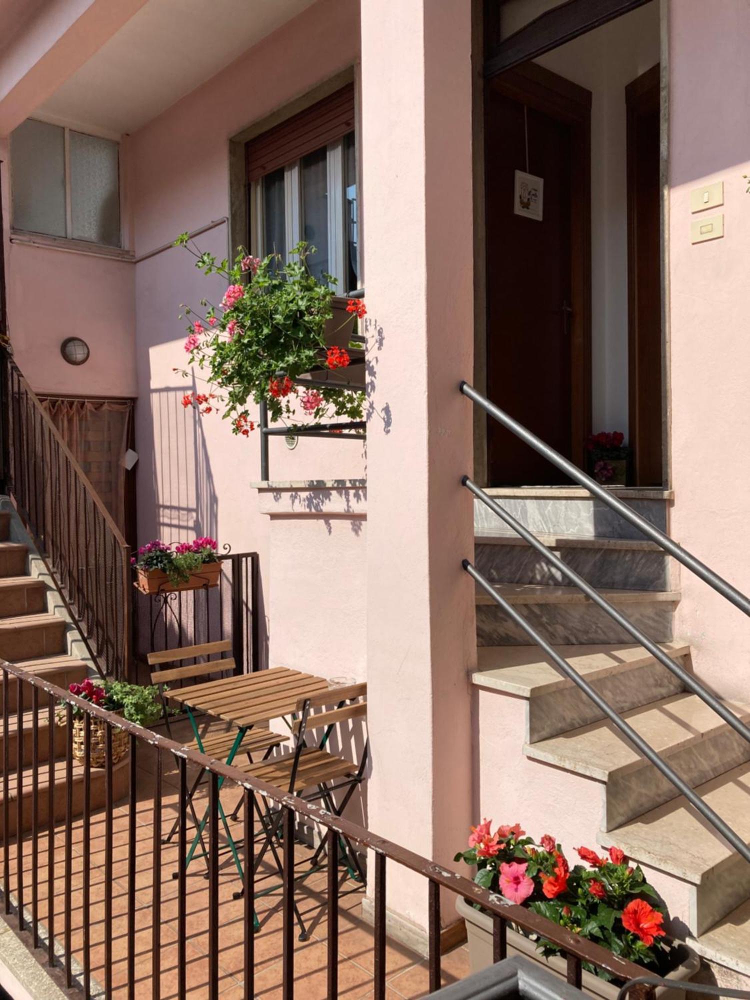 Casa Mirella Appartement Lovere Buitenkant foto
